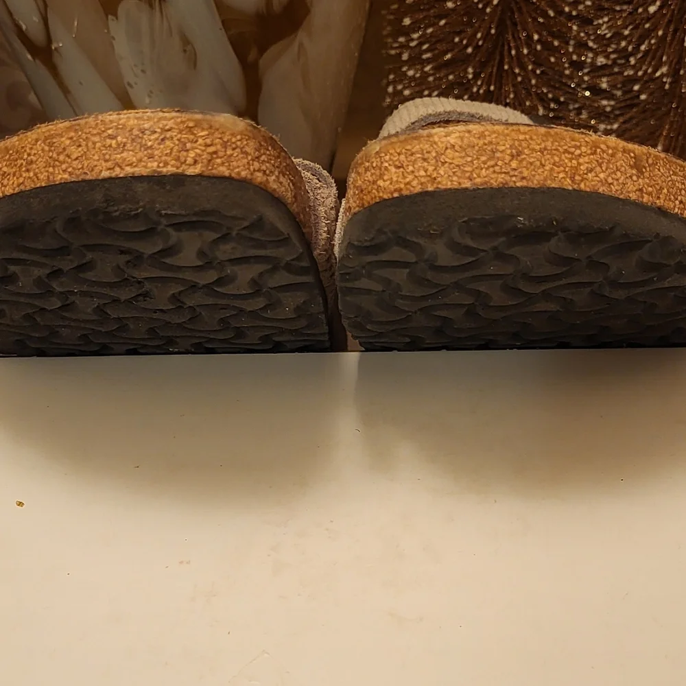 Birkenstock Tan Sandals with Silver Buckles